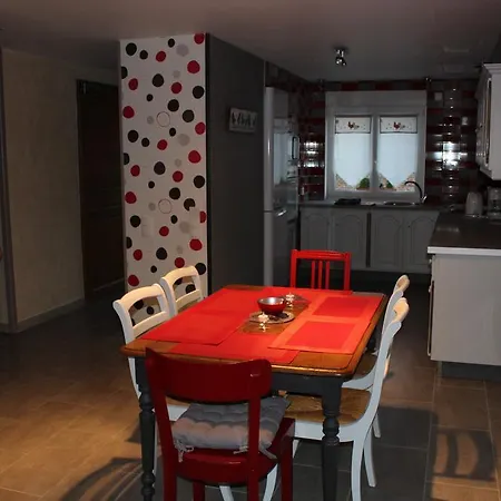 Au Relais Du Canal A Grand Gabarit Nesle